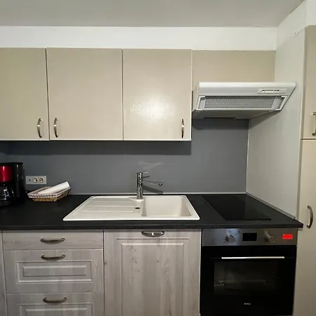 Apartment T2 A La Roche-posay, 4 Pers, Wifi, Proche Des Thermes